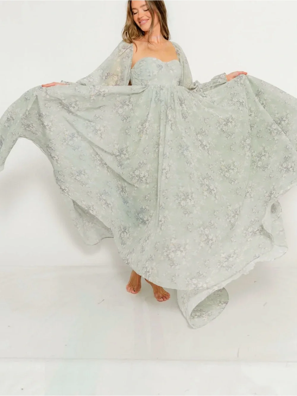 Worth Collective Delilah Maxi Dress with Train - Picture 6 of 8